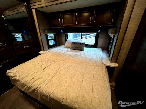 2022 Entegra Esteem 27U RV Photo 3