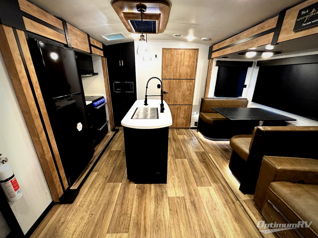 2022 Keystone Outback 335CG Photo 4