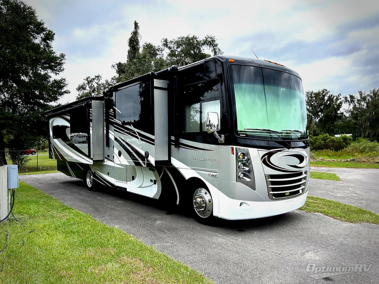 2016 Thor Challenger 37KT Photo 1