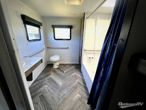 2023 Heartland Trail Runner 341RU RV Photo 4