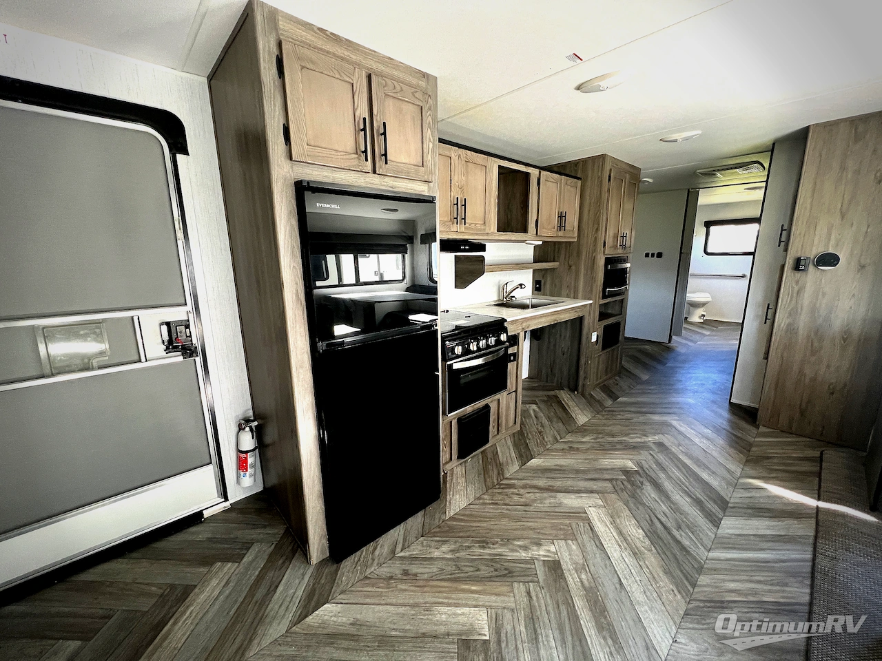 2023 Heartland Trail Runner 341RU Photo 13