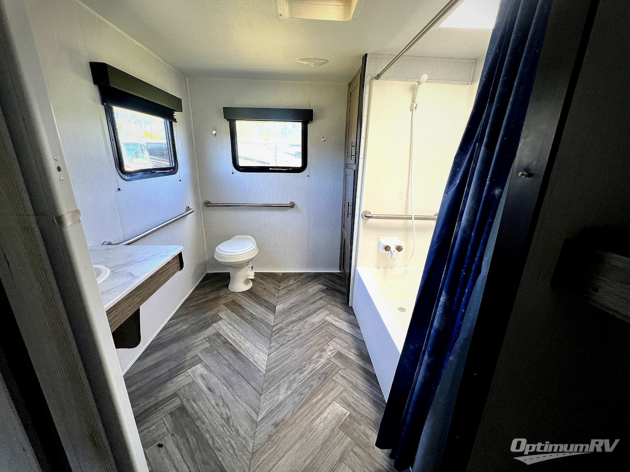 2023 Heartland Trail Runner 341RU Photo 16