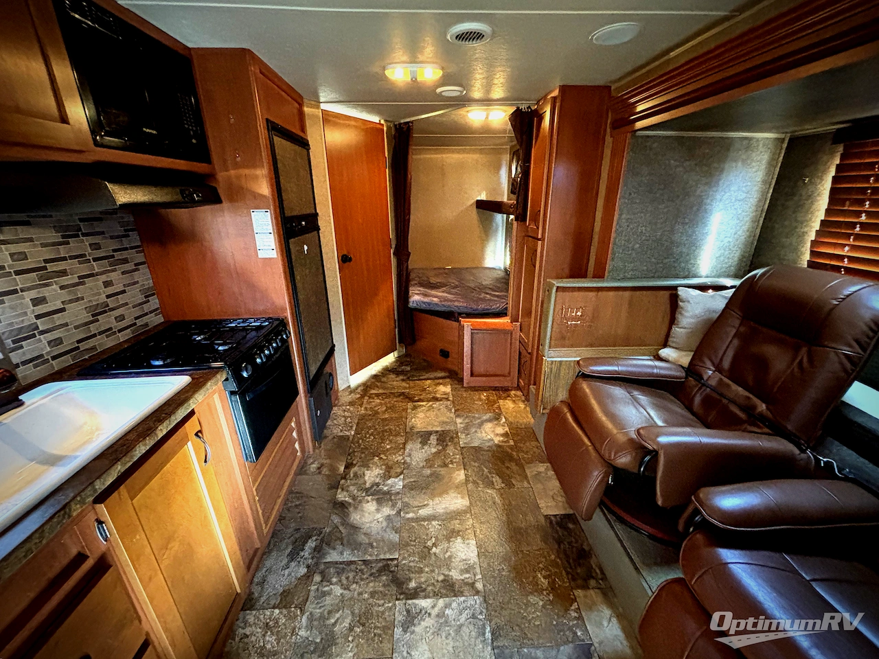 2014 Forest River Cherokee Grey Wolf 23DBH Photo 4