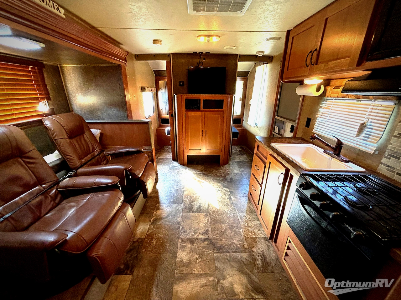 2014 Forest River Cherokee Grey Wolf 23DBH Photo 5