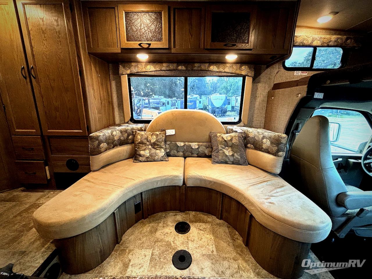 2017 Coachmen Freelander 21QB  Ford 350 Photo 7