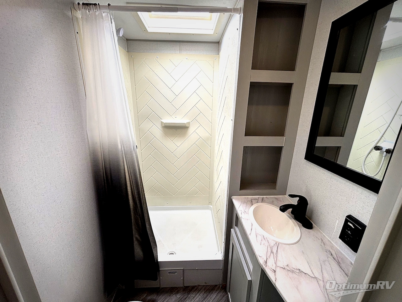 2022 Forest River Salem FSX 270RTKX Photo 9