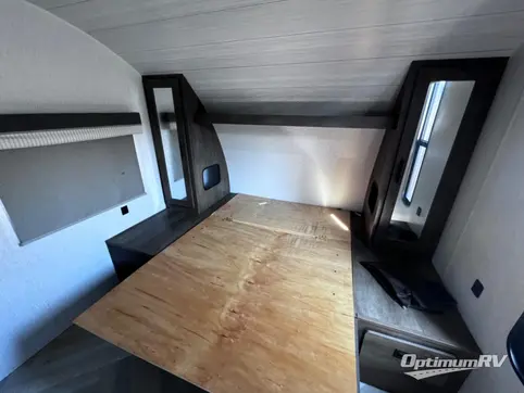 2022 Forest River Wildwood X-Lite 273QBXL RV Photo 4