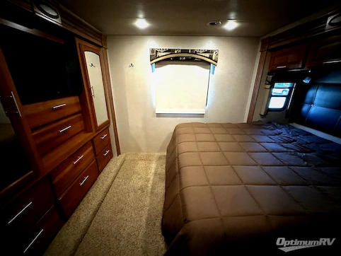 2016 Jayco Precept 35S RV Photo 4
