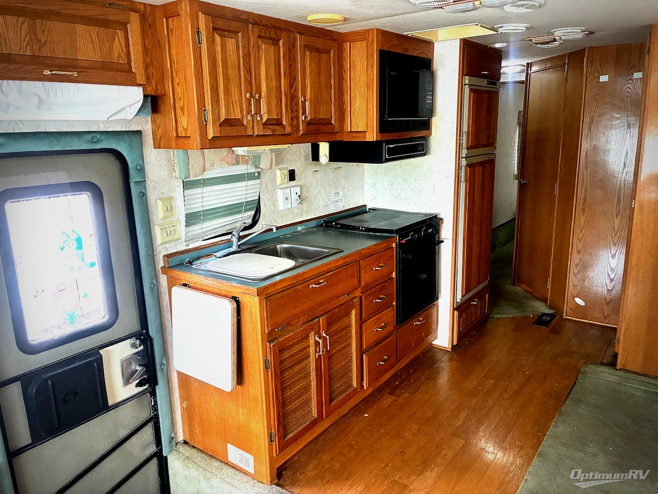 1995 Newmar Kountry Star 3750 Photo 7