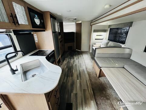 2022 Prime Time Avenger 27DBS RV Photo 2