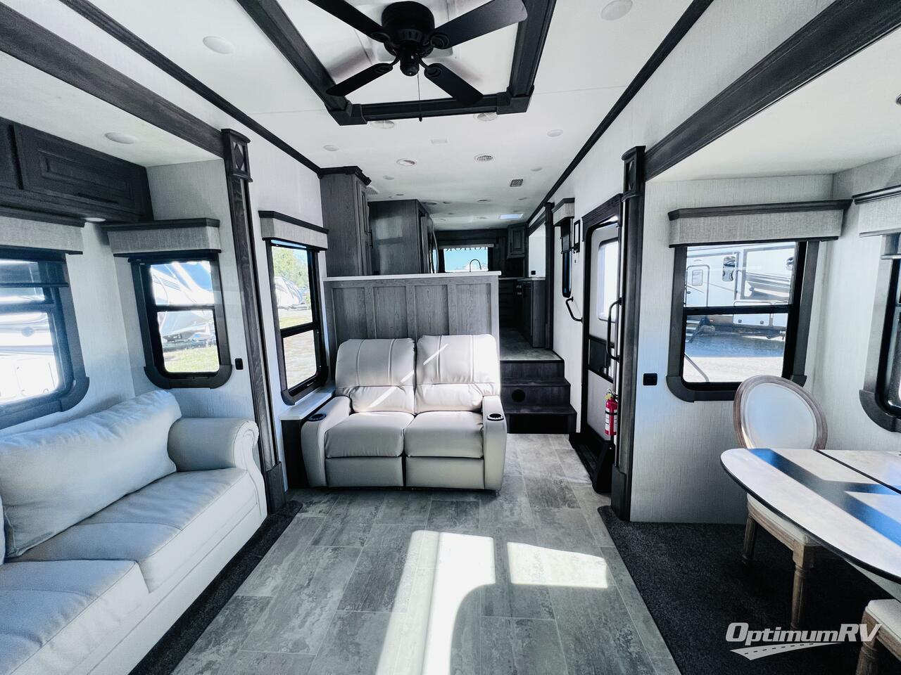 2021 Heartland Bighorn 3995FK Photo 5