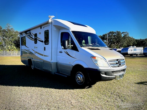 Used 2012 Winnebago View Profile 24G Featured Photo