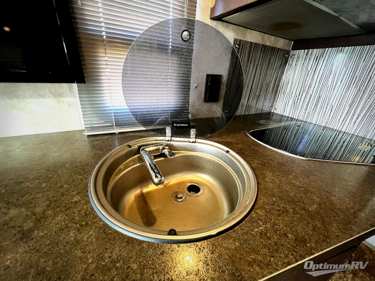 2012 Winnebago View Profile 24G Photo 12