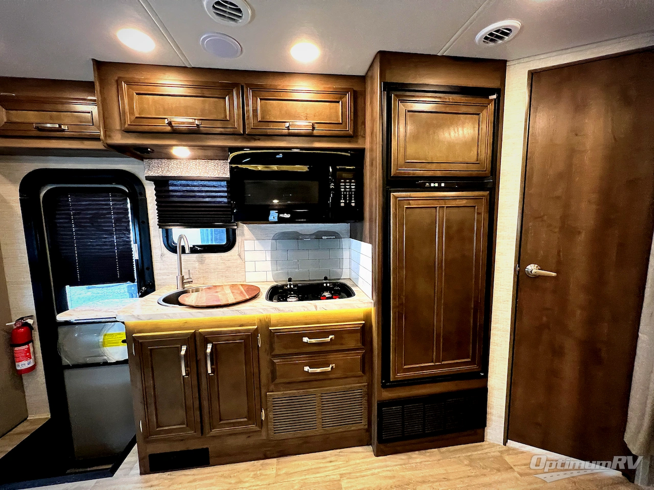 2021 Jayco Melbourne 24L Photo 10