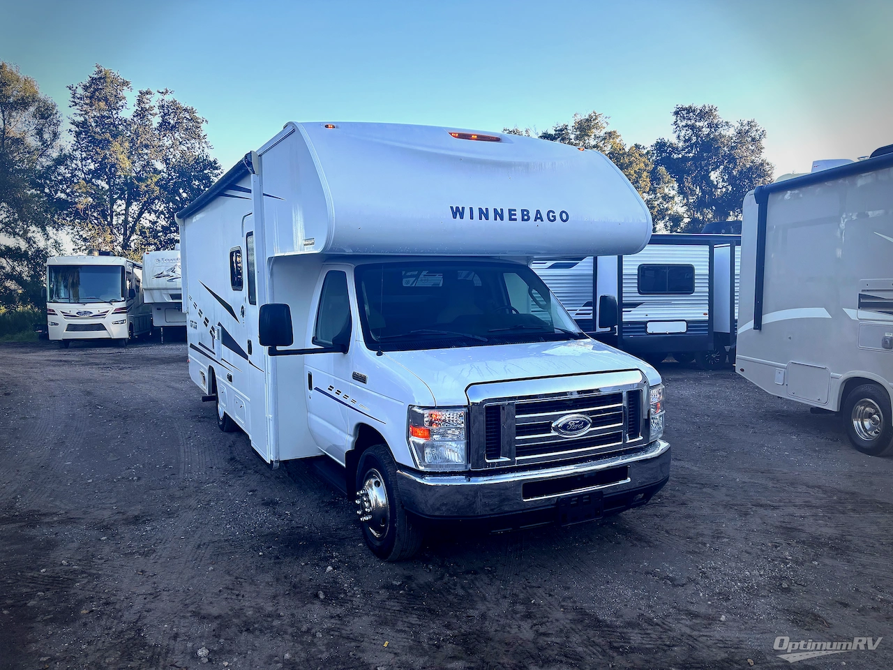 2019 Winnebago Outlook 25J Photo 1