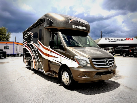 Used 2018 Thor Synergy RB24 Featured Photo