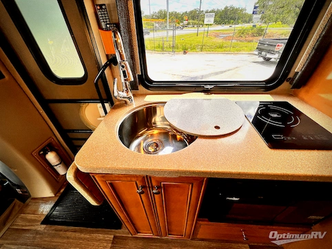 2018 Thor Synergy RB24 RV Photo 3