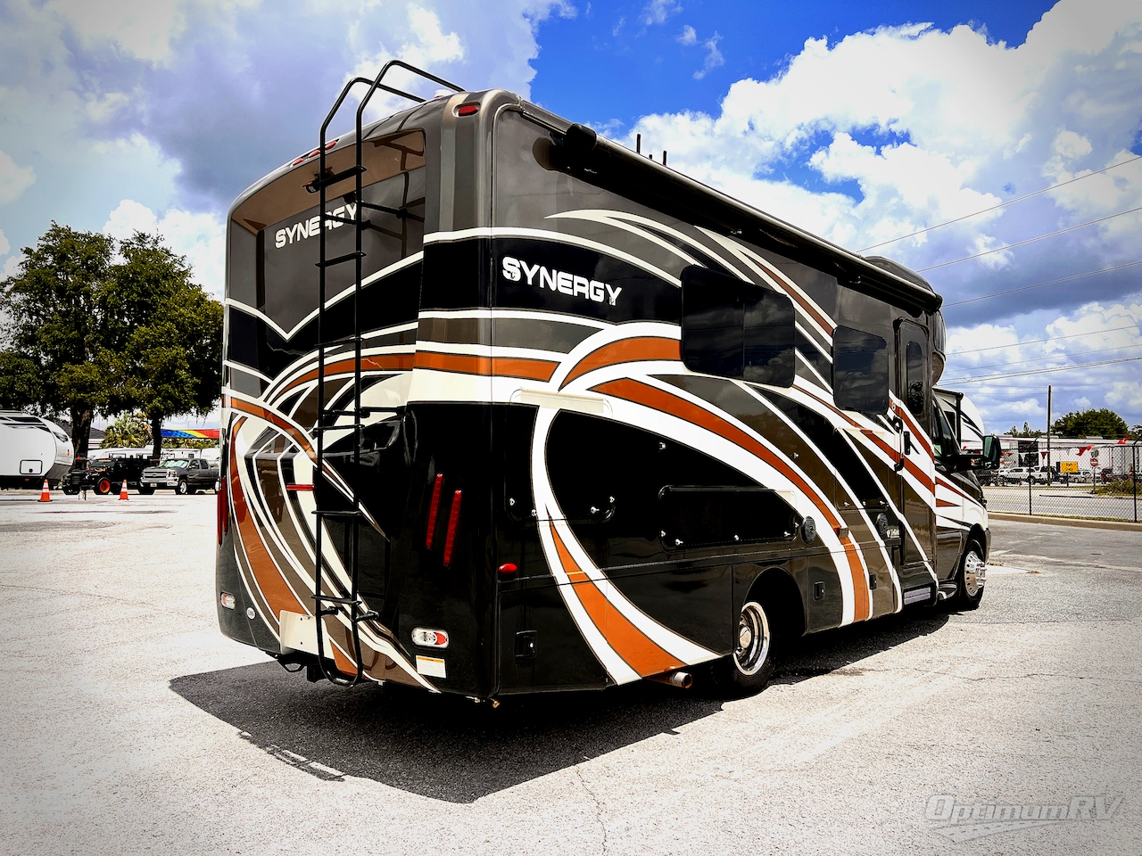 2018 Thor Synergy RB24 Photo 3