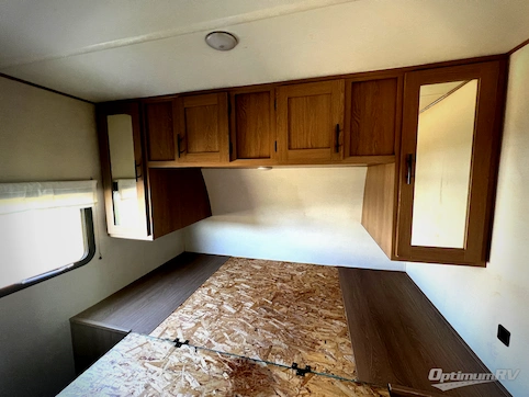 2022 Prime Time Avenger 26BK RV Photo 4