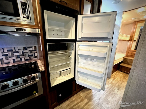 2019 Gulf Stream Conquest Class C 6315 RV Photo 3