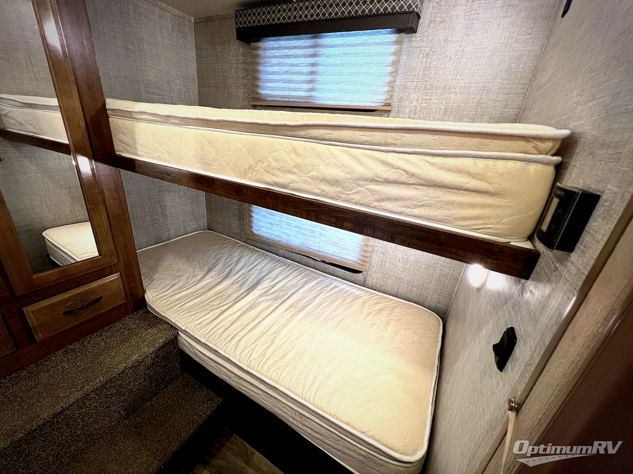 2019 Gulf Stream Conquest Class C 6315 Photo 25