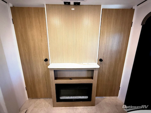 2026 Dutchmen Aspen Trail LE 26BH RV Photo 4