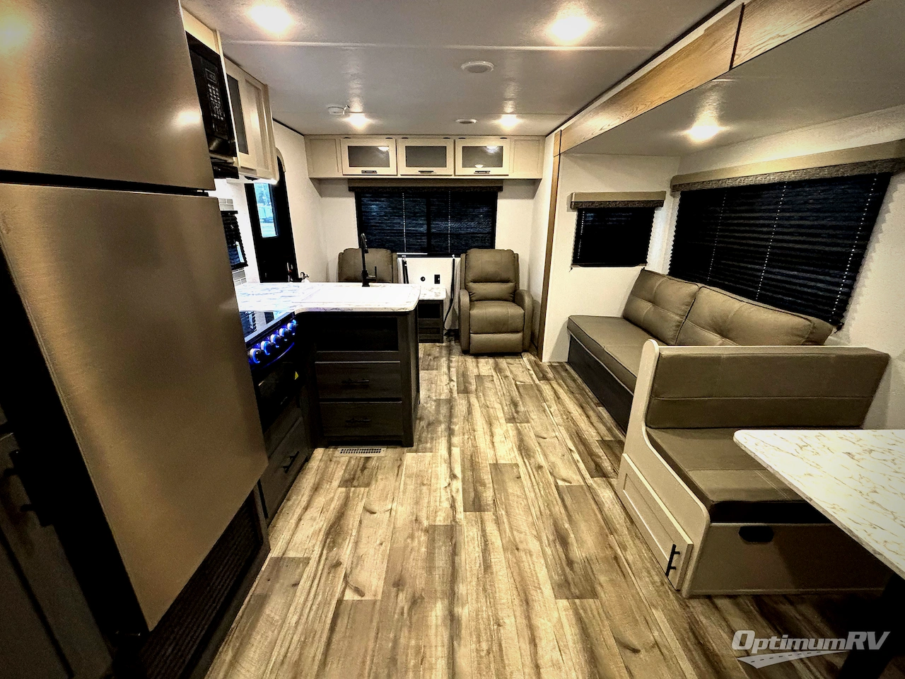 2025 Dutchmen Aspen Trail LE 26RL Photo 4