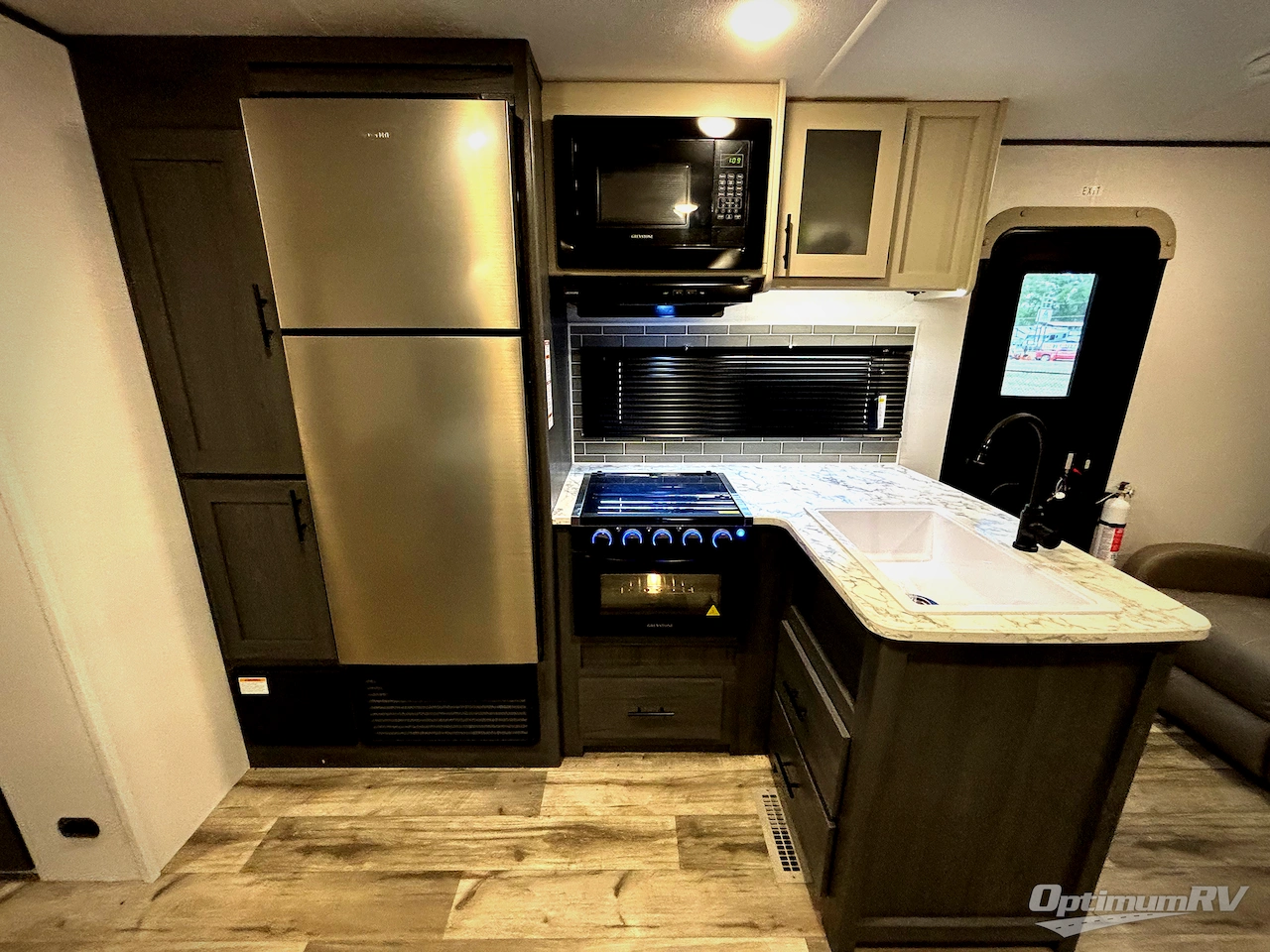 2025 Dutchmen Aspen Trail LE 26RL Photo 6