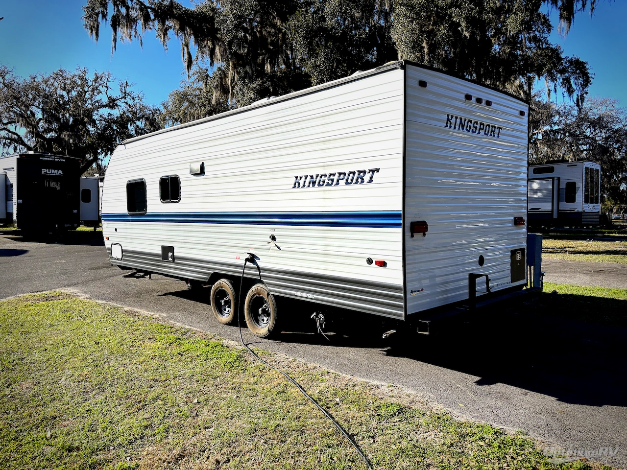 2022 Gulf Stream Kingsport Ultra Lite 248BH Photo 3