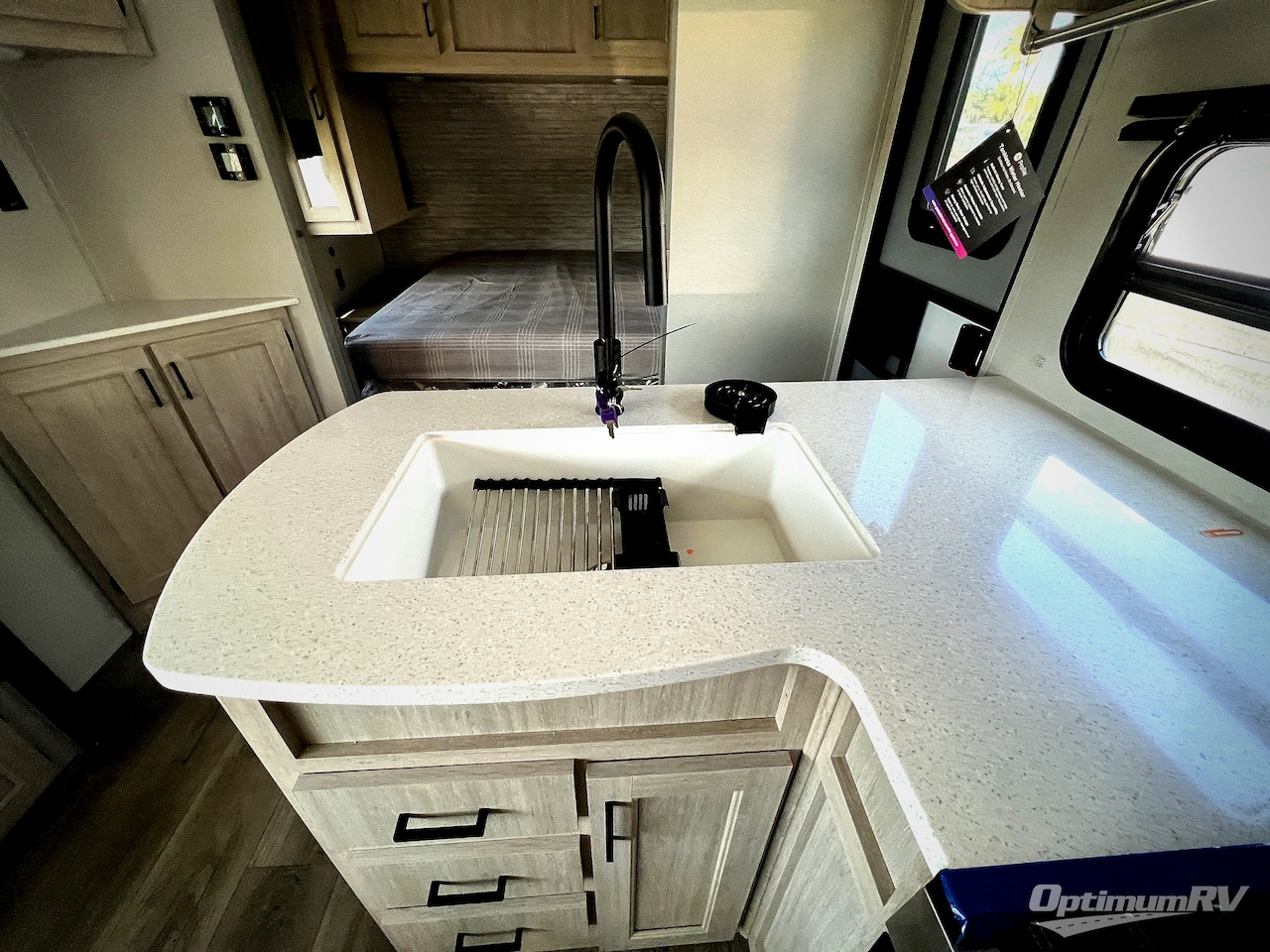 2026 Coachmen Catalina Legacy Edition 273DBHCK Photo 10