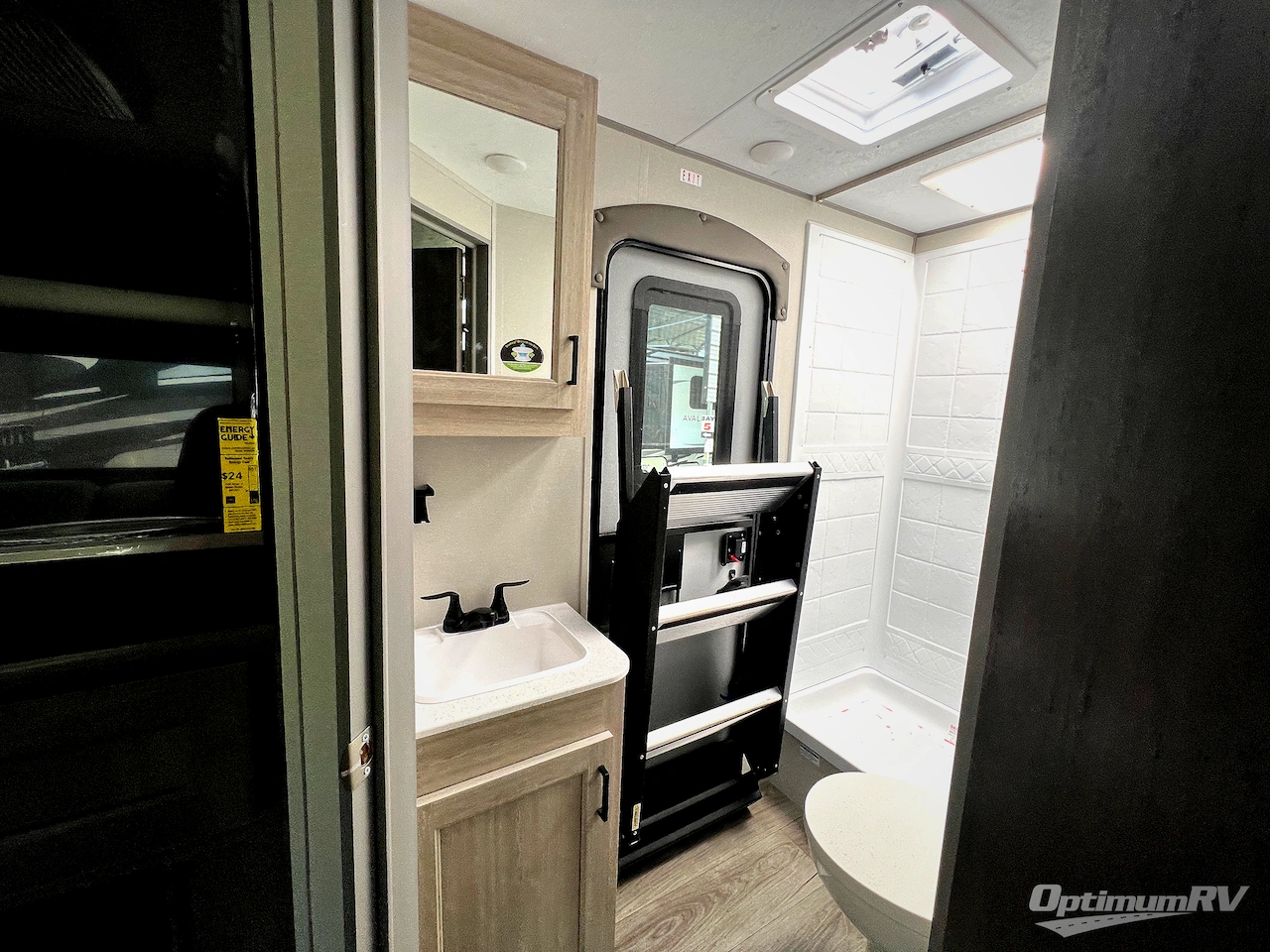 2026 Coachmen Catalina Legacy Edition 273DBHCK Photo 17
