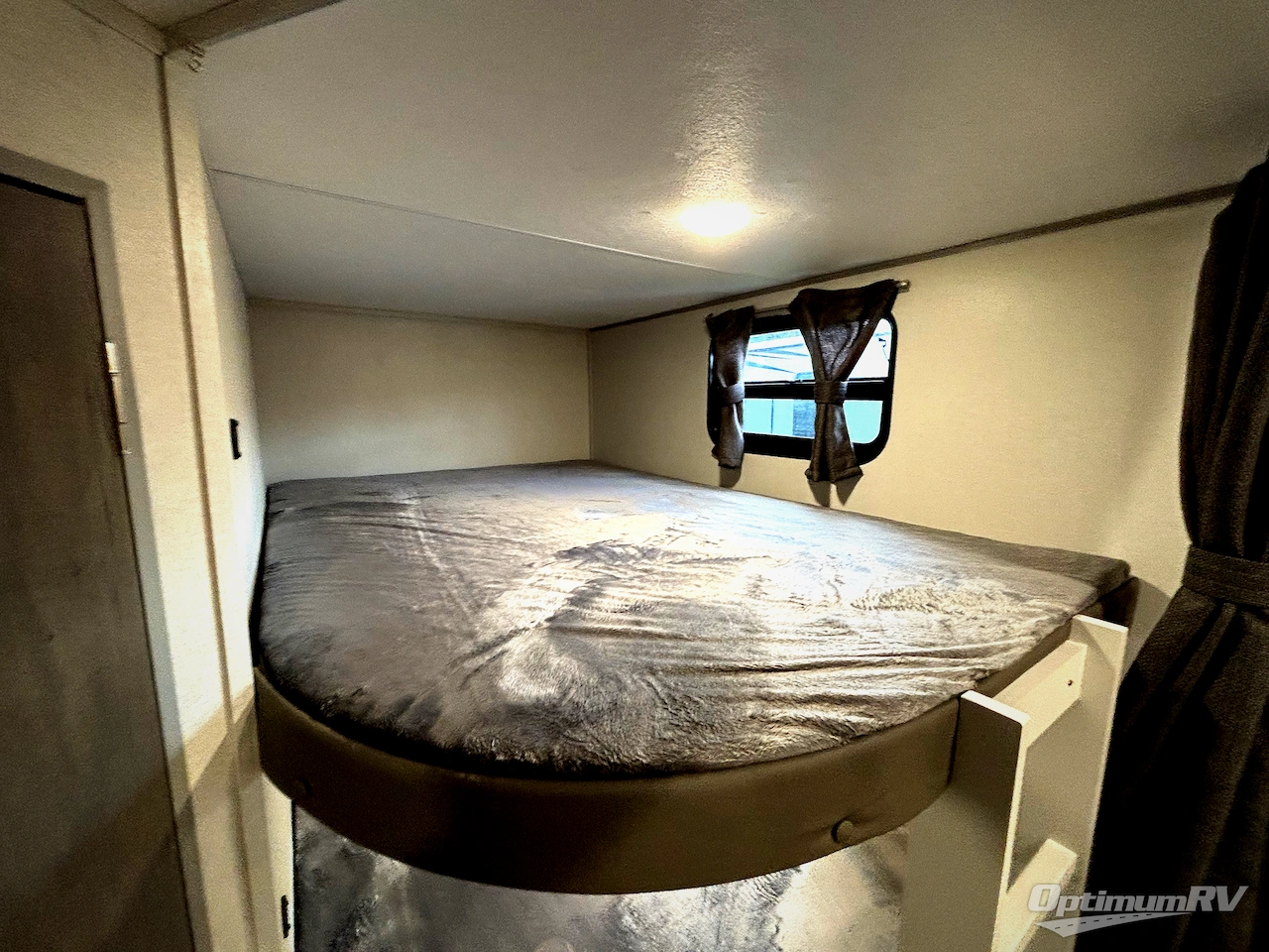 2026 Coachmen Catalina Legacy Edition 273DBHCKLE Photo 13