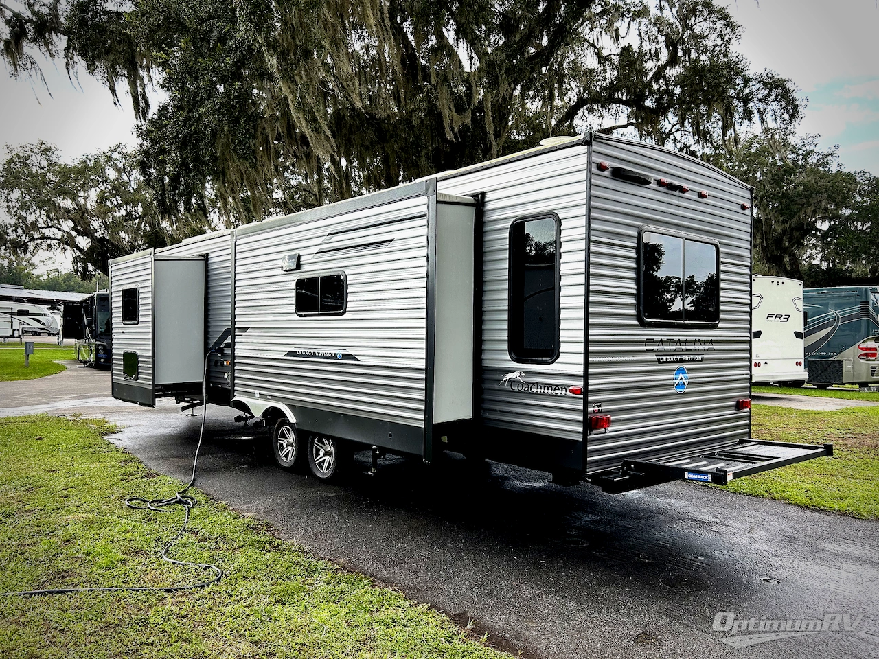 2025 Coachmen Catalina Legacy Edition 313RLTS Photo 3