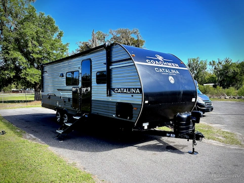 New 2026 Coachmen Catalina Legacy Edition 243RBS Featured Photo