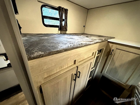 2026 Coachmen Catalina Summit Series 8 281QBUNK RV Photo 4