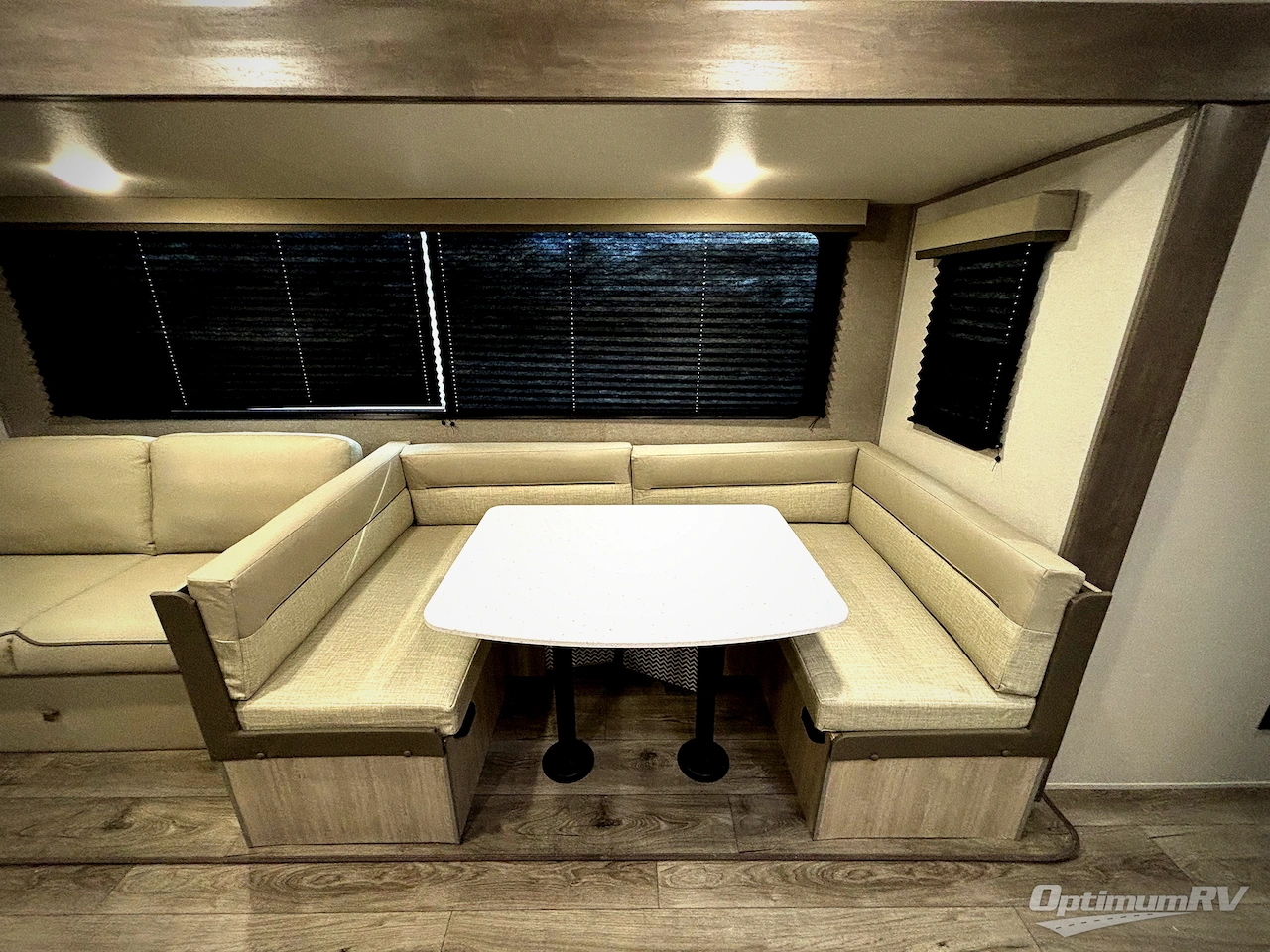 2026 Coachmen Catalina Summit Series 8 281QBUNK Photo 12