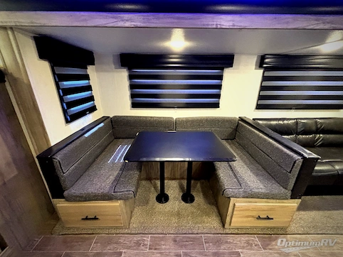 2022 Forest River Cherokee Alpha Wolf 26DBH-L RV Photo 4