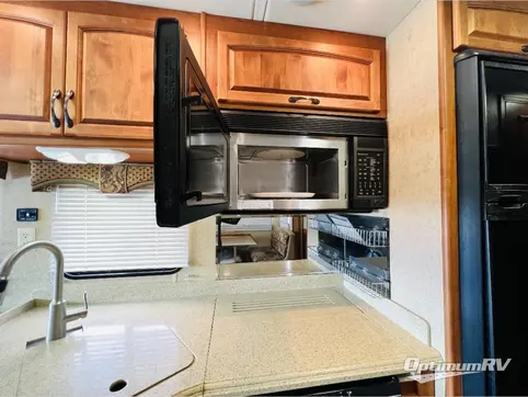 2008 Holiday Rambler Vacationer 34 SBD RV Photo 3