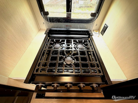 2026 Forest River Cherokee Arctic Wolf 3950SUITE RV Photo 2