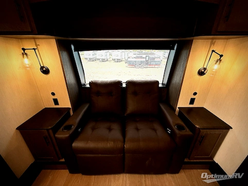 2026 Forest River Cherokee Arctic Wolf 3950SUITE RV Photo 3