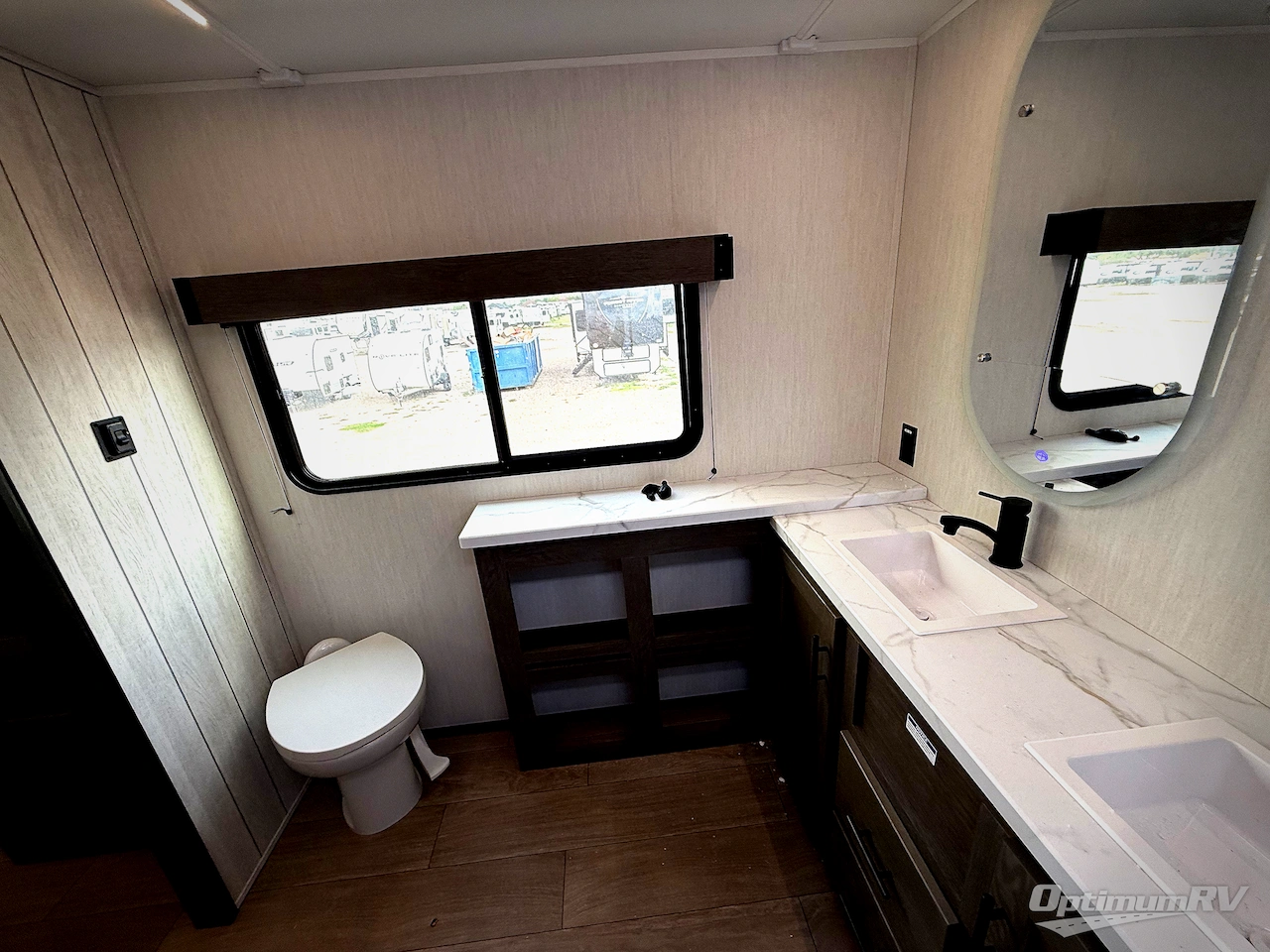 2026 Forest River Cherokee Arctic Wolf 3950SUITE Photo 23