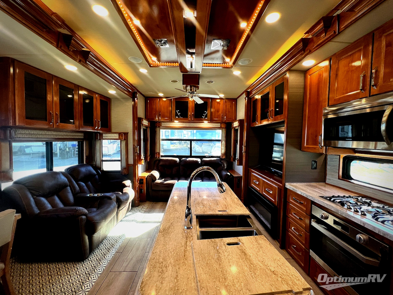 2020 VanLeigh Beacon 34RLB Photo 5