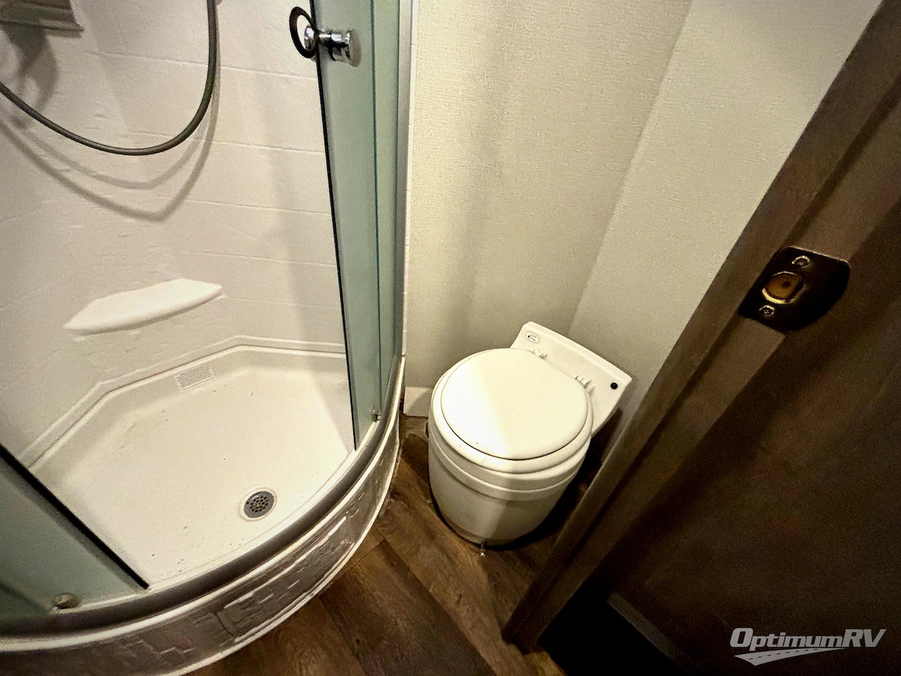 2021 Imperial Outdoors XploreRV X22 Photo 10