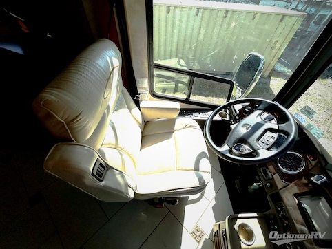 2011 Itasca Ellipse 42QD RV Photo 2