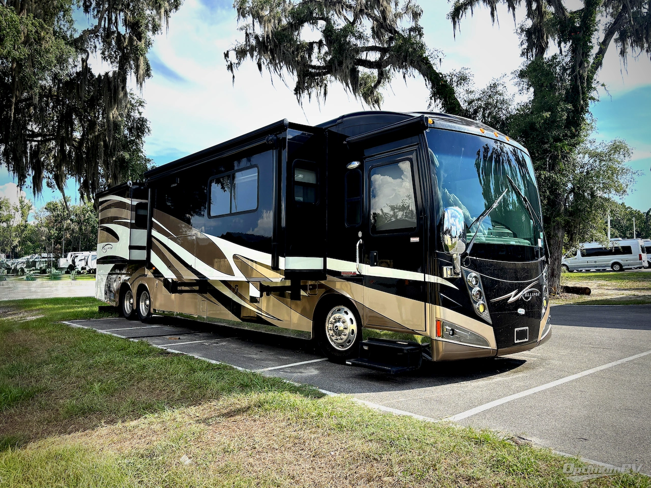 2012 Itasca Ellipse 42QD Photo 1