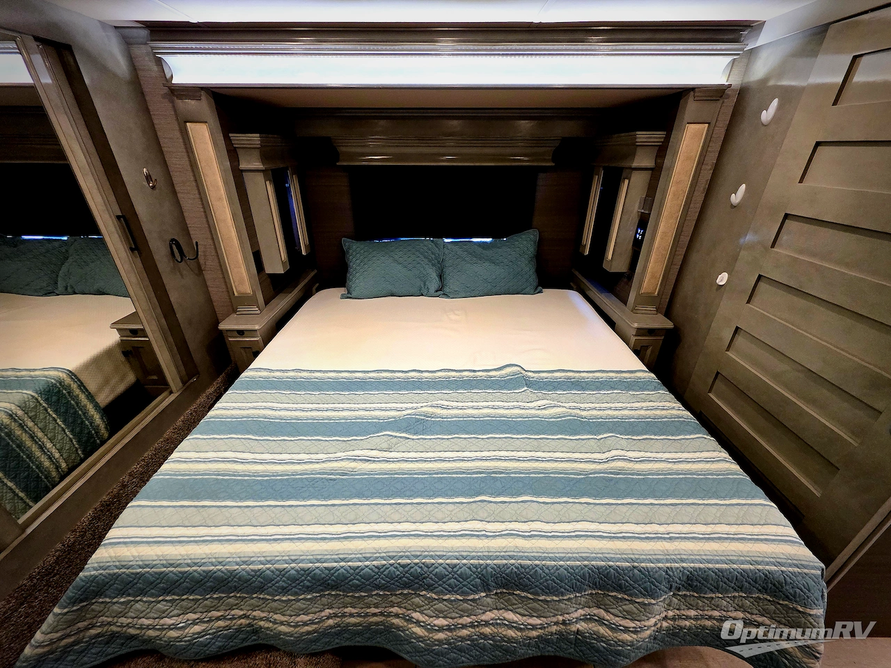 2020 Tiffin Allegro Breeze 33 BR Photo 16