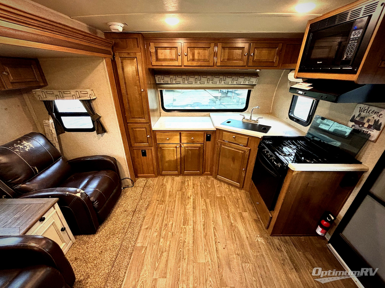 2018 Forest River Flagstaff Micro Lite 25FKS Photo 4