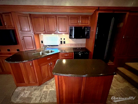 2011 Carriage Cameo 36FWS RV Photo 2