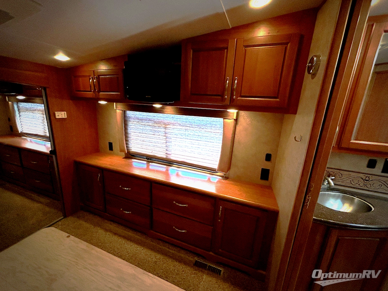 2011 Carriage Cameo 36FWS Photo 10