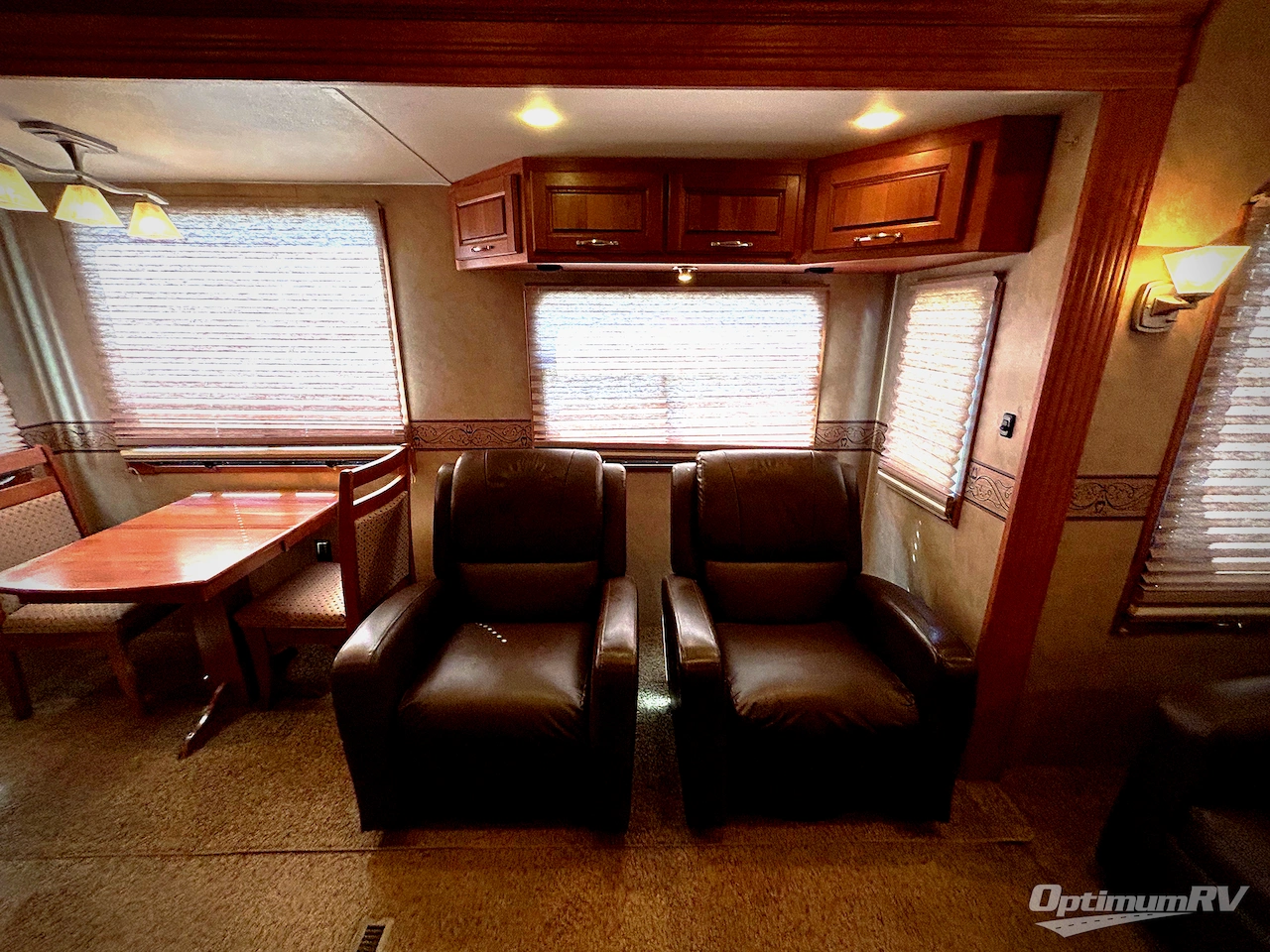 2011 Carriage Cameo 36FWS Photo 16